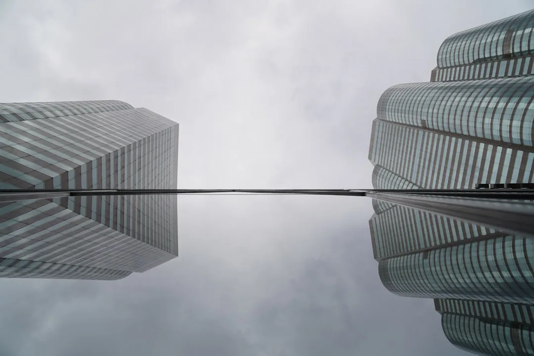 Commercial Mortgage Through a Holding Company in Canada: Corporate Ownership Guide