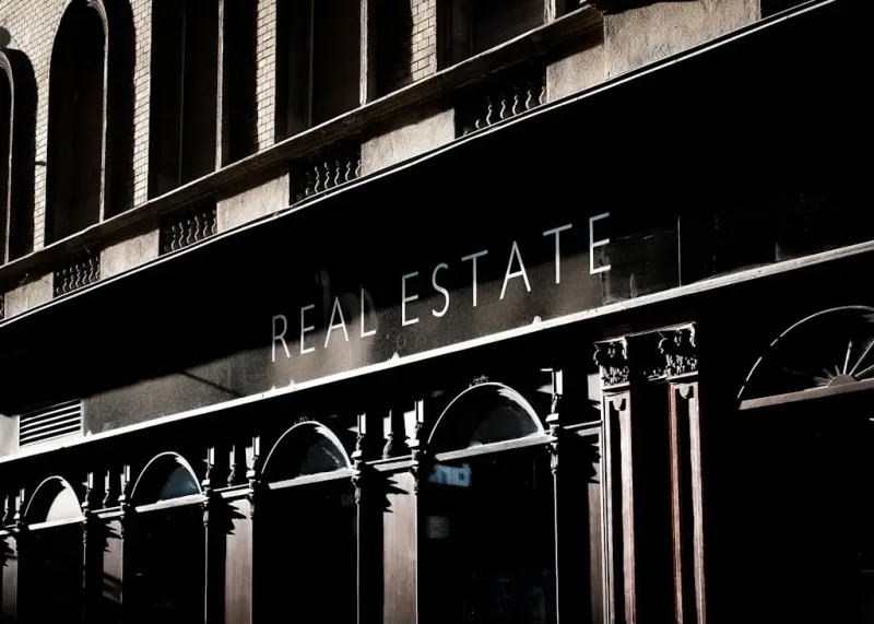 The Professional's Guide to Top Real Estate Investment Groups in Canada