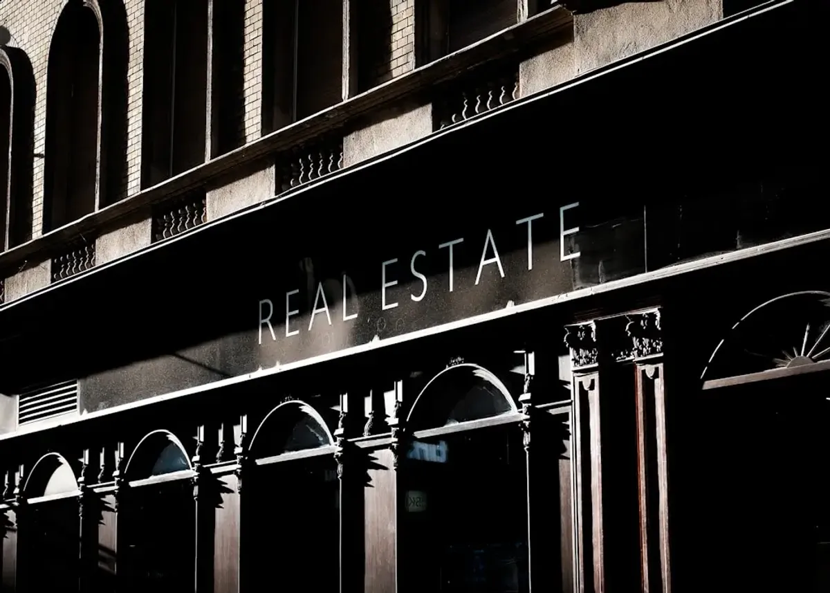 The Professional's Guide to Top Real Estate Investment Groups in Canada